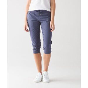 Lululemon Dance Studio Crop